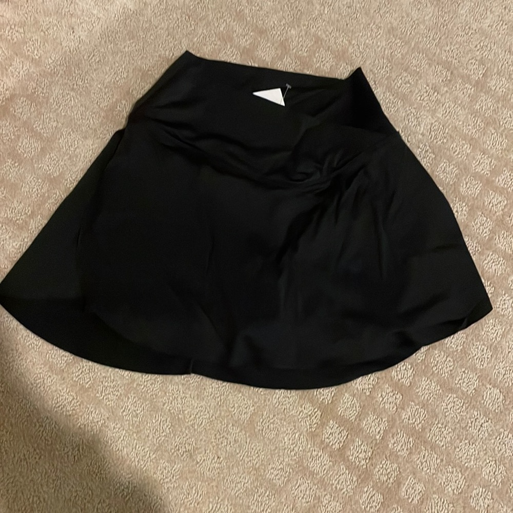 black skirt